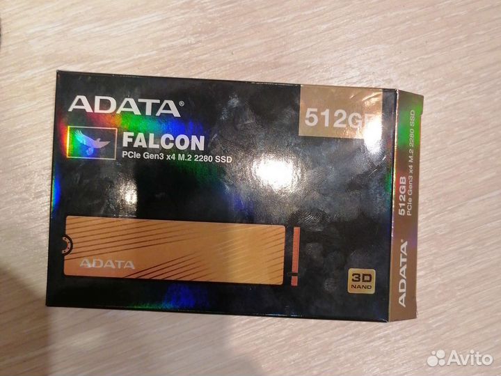 PCIe x4 m.2 SSD 512 GB adata