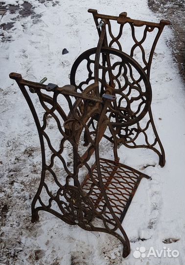 Швейная машинка bobbin