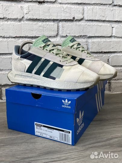 Кроссовки Adidas Retropy E5