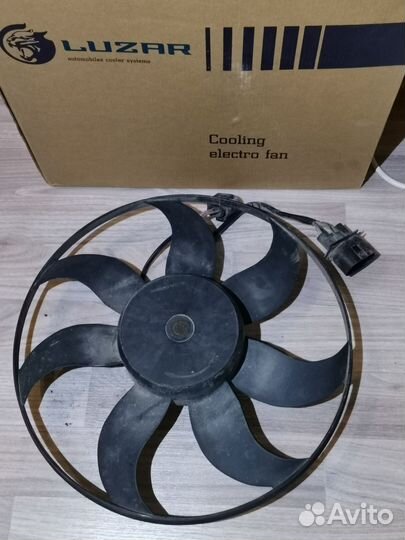 Электровентилятор радиатора Bocsh в Passat B6