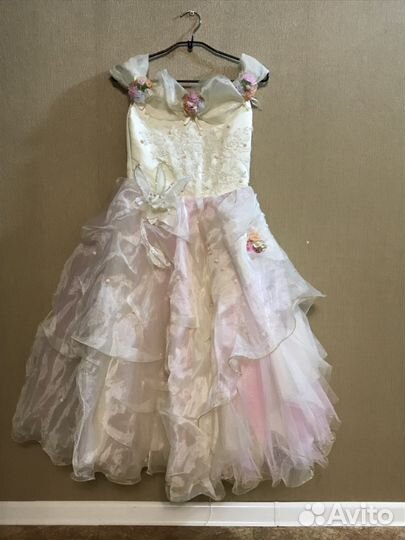 Платье нарядное