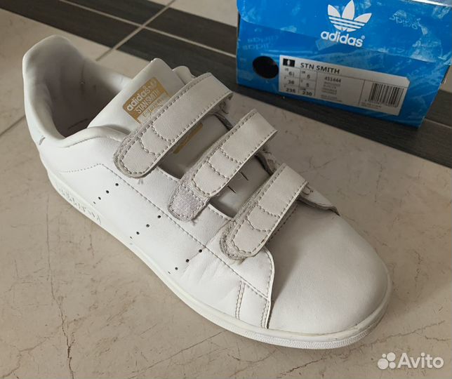 Натуральные кроссовки Adidas