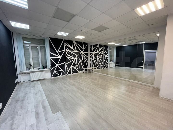 Свободного назначения, 270 м²