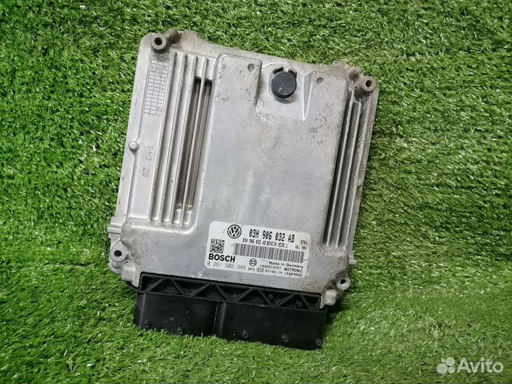 Блок управления двигателем AXZ 03H906032AB Volkswa