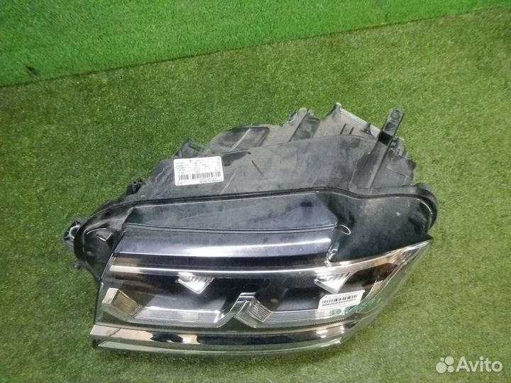 Фара левая Volkswagen Teramont