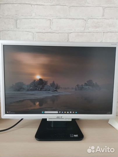 Монитор Acer al2216w