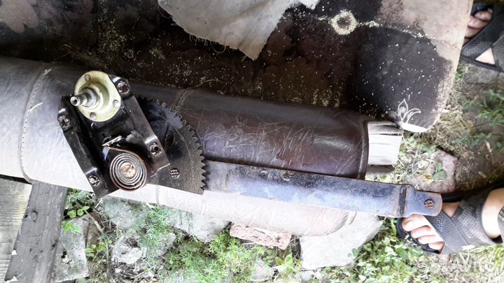 Подъёмник стекла двери газ 53,полный комплект