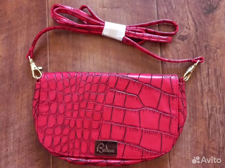 Эксклюзивная сумочка-клатч Эйвон новая