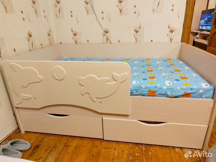 Продается кровать детская до 6-7 лет