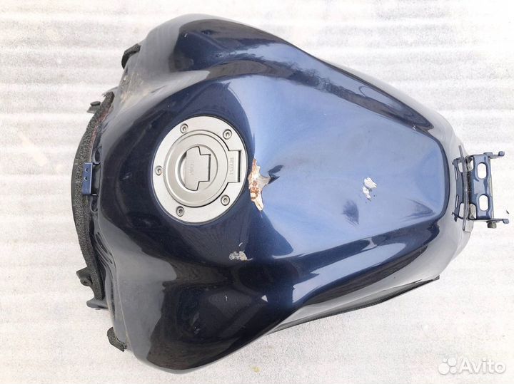 Yamaha FZ1N бензобак