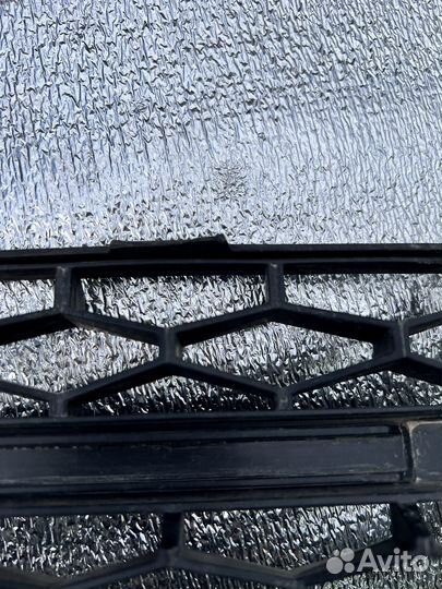 Решетка переднего бампера LADA Vesta Веста