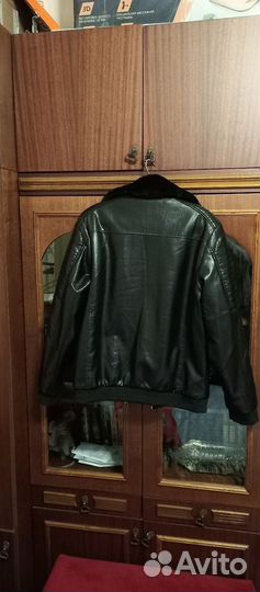 Кожаная куртка новая