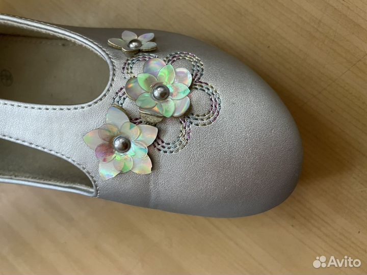 Туфли для девочки 32