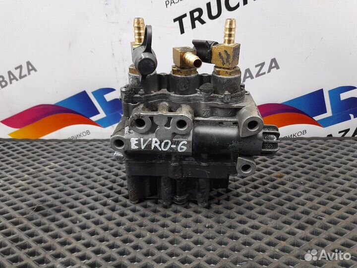 Кран уровня пола главный Mercedes-Benz Actros