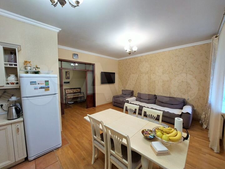 3-к. квартира, 82 м², 2/8 эт.