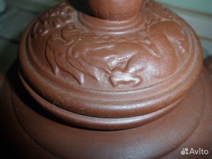 Чайник ручной работы из глины