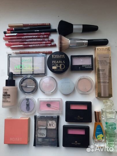 Косметика Eveline, Divage, Bourjois и другая