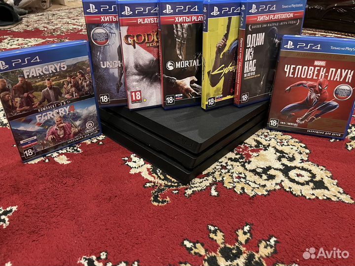 Sony PS4 pro с двумя джостиками 8 игр