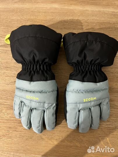 Горнолыжные перчатки на мальчика