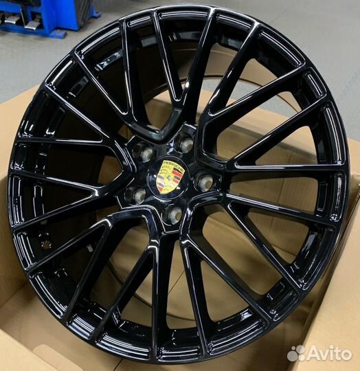 Диски на Porsche Cayenne 3 / Coupe R20