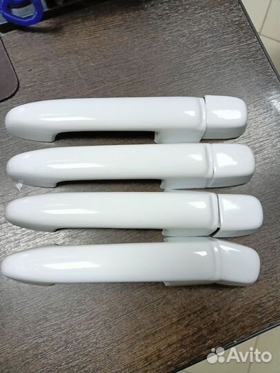 Накладки лада гранта (белое облако)