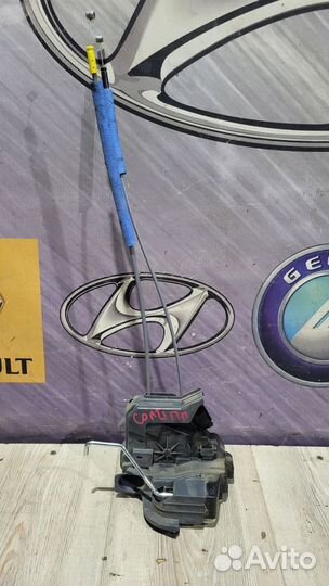 Замок перед двери Hyundai solaris 2 Прав