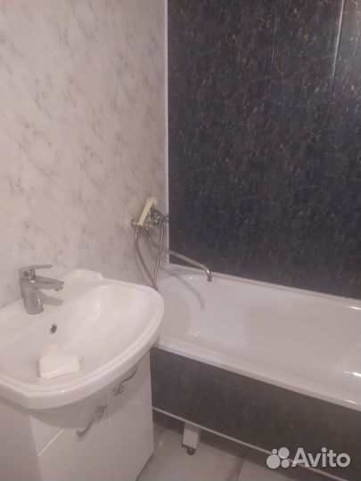 Сантехник, плиточник