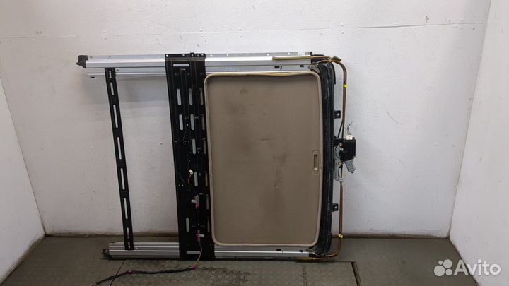 Люк Toyota Sequoia, 2003