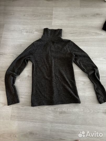 Женская одежда S