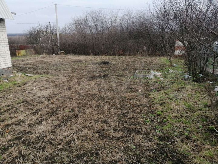 Дача 20 м² на участке 6 сот.