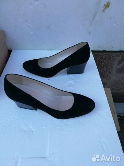 Босоножки женские 38 размер натуральная кожа новые