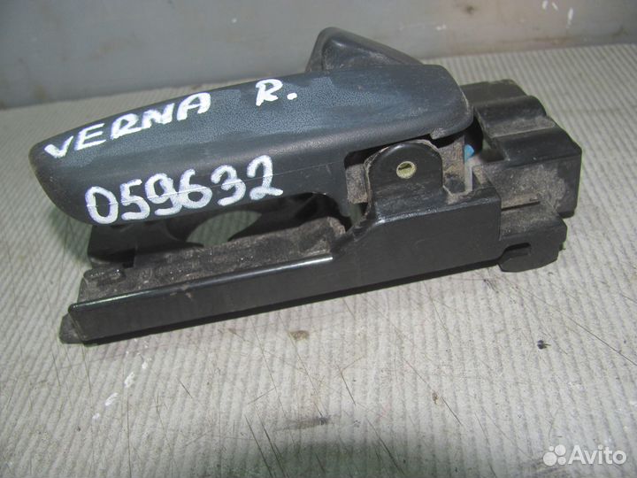Ручка двери Hyundai Verna 2005-2011