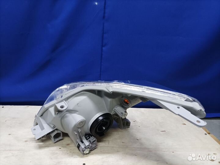 Фара правая Тойота Ленд Крузер Прадо 120