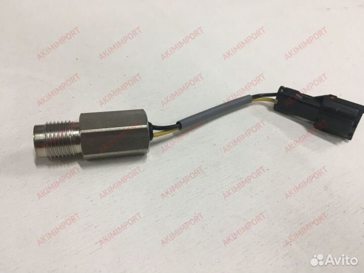 Датчик тахометра D6A, D6B болт