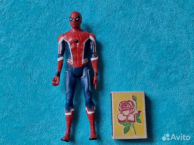 Человек паук фигурка марвел игрушка Hasbro