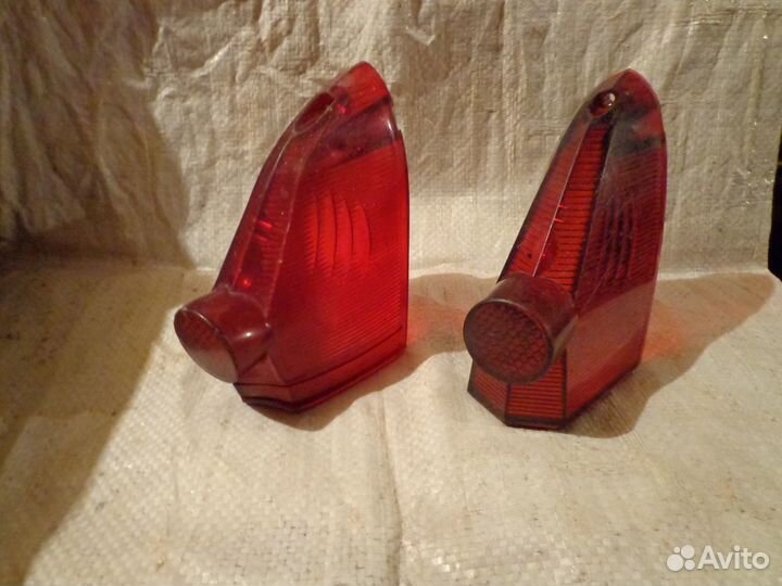 Стекла задних фонарей Волга газ -21