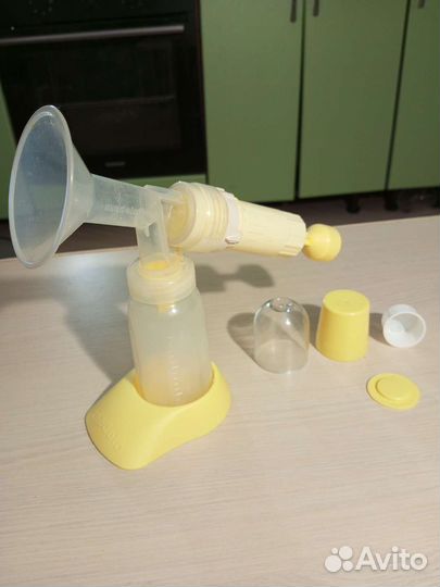 Молокоотсос medela ручной