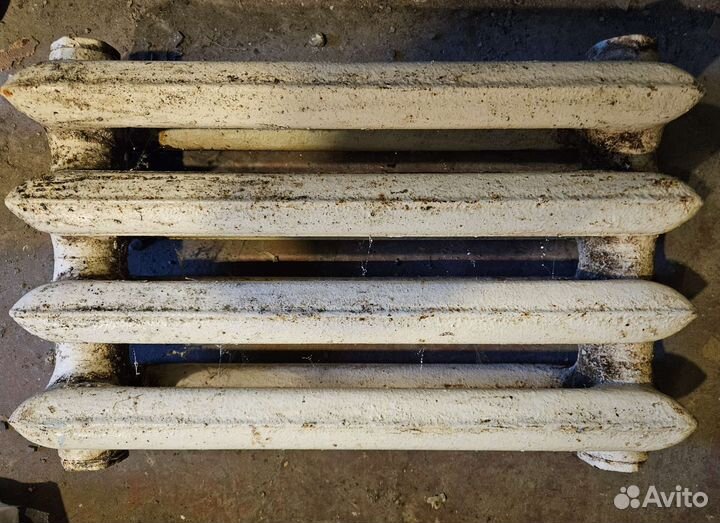 Радиатор отопления чугунный 4 секции