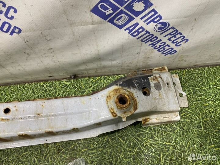 Усилитель бампера передний Mazda Cx-7 кроссовер