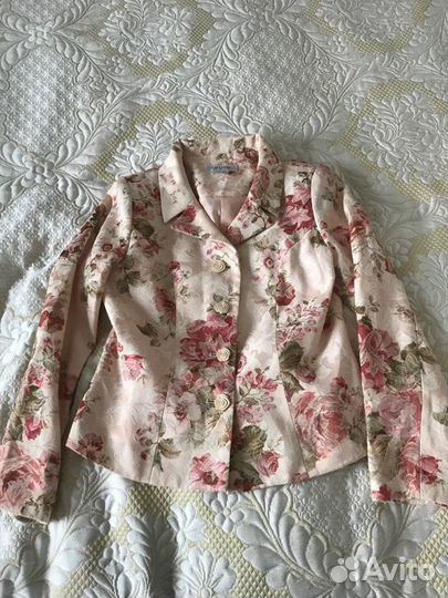 Костюм женский 44