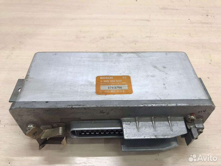 Блок управления abs audi 100 c4 2.3 AAR