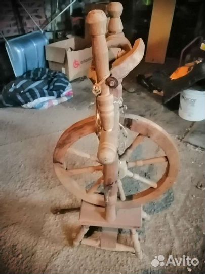 Прялка деревянная старинная