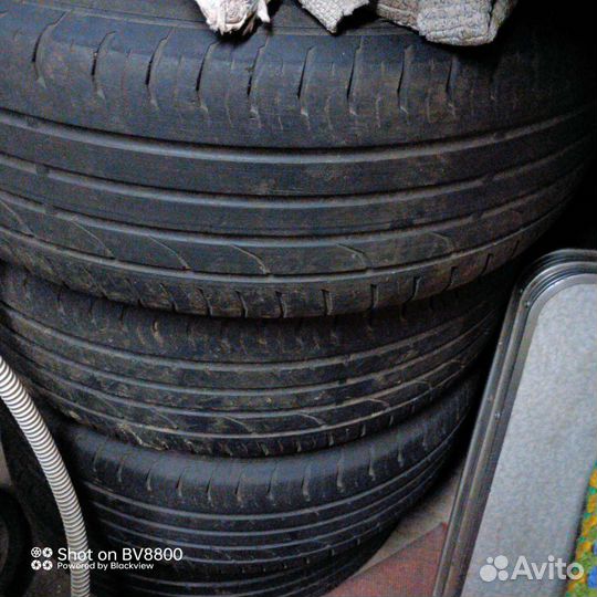 Continental ContiPremiumContact 215/60 R17