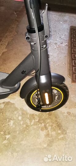 Электросамокат Ninebot Kickscooter MAX G30P