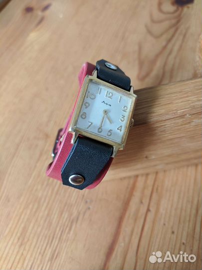 Ремешок-браслет для женских часов Луч