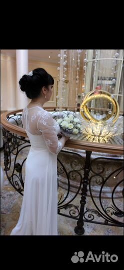 Свадебное платье 42 44 бу