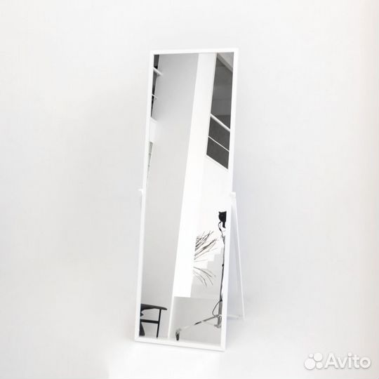 STA-05 (белый матовый) Зеркало напольное, зеркаль