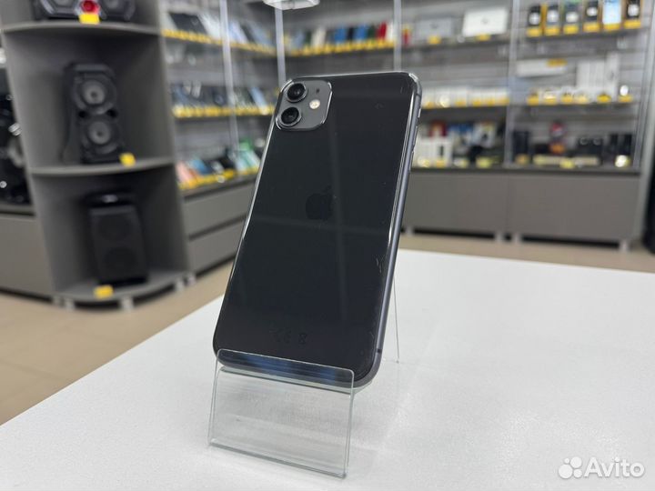 iPhone 11, 64 ГБ
