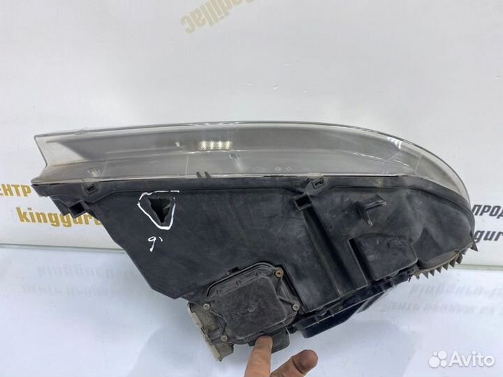 Фара ксеноновая адаптивная левая Bmw 3 E90