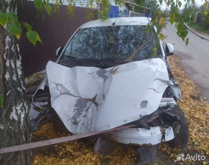 Запчасти на nissan almera G15 разбор